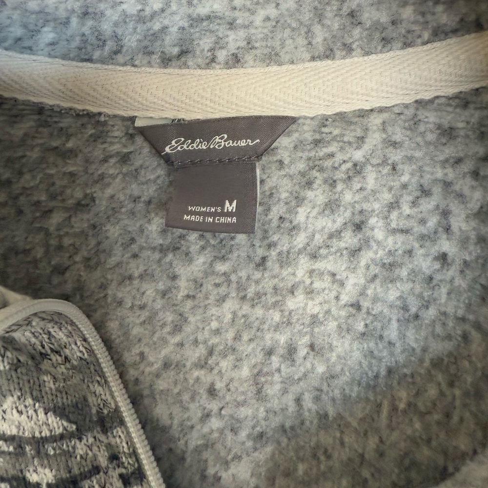 Eddie Bauer Gray Patterned Women’s Vest, Size M - Picture 2 of 3